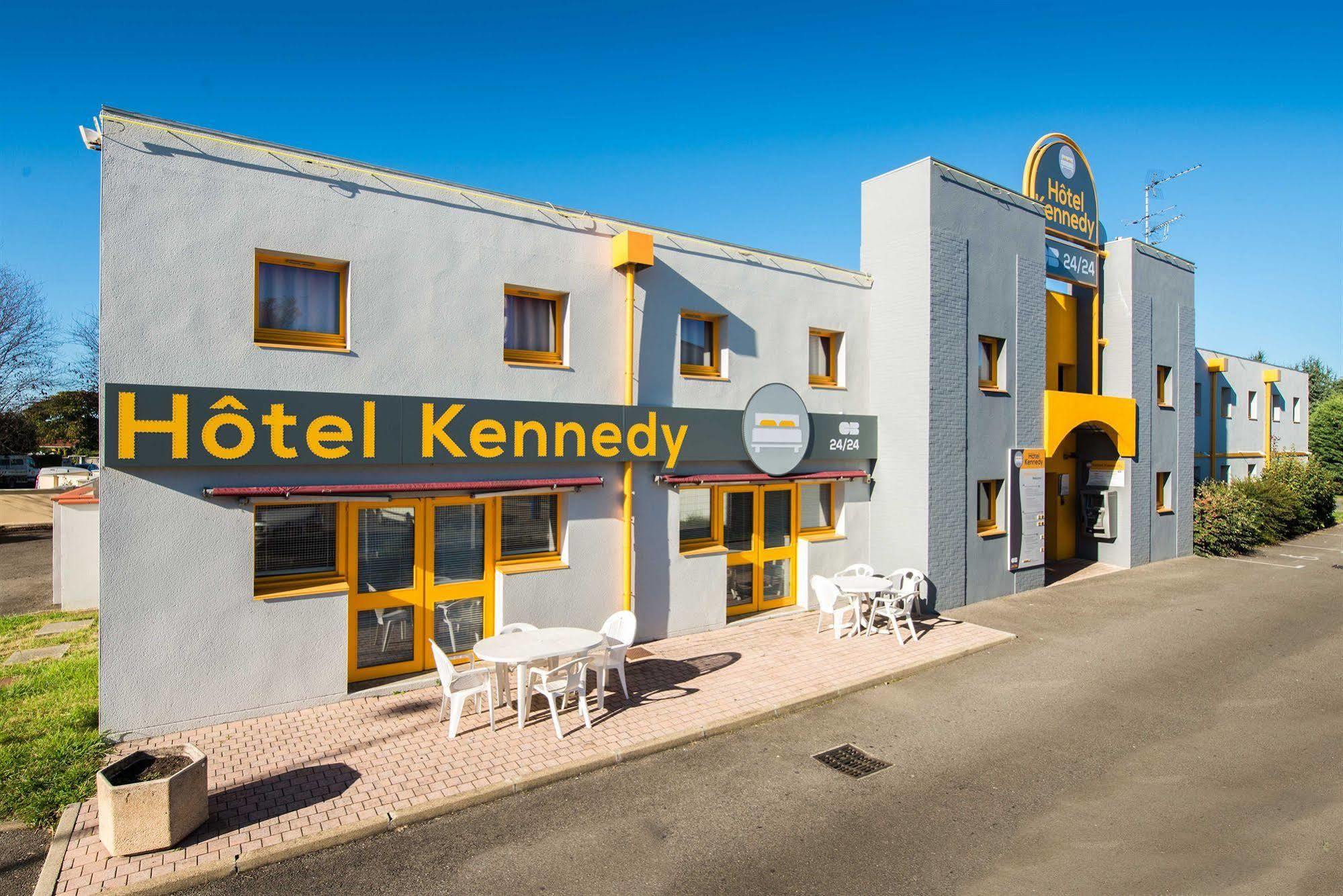 Hotel Kennedy Parc Des Expositions Тарб Экстерьер фото